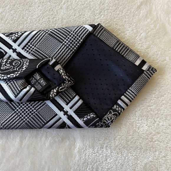 Silk Designer 58" Necktie & Matching Pocket Square Black Silver Plaid Paisley - Picture 4 of 5